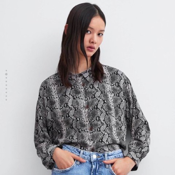 Zara Tops - ZARA TRF SNAKESKIN BUTTON DOWN SHIRT SIZE L